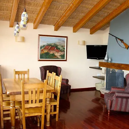 Country house La Serra Rural