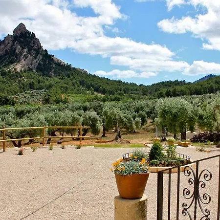 Country house La Serra Rural *